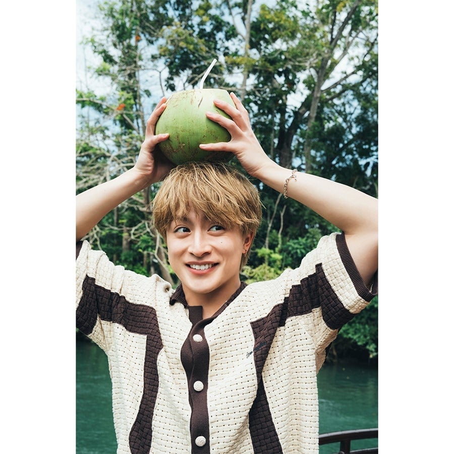 白濱亜嵐 2nd写真集｢Hallelujah!!｣通常版 詳細画像 カラー共通 2